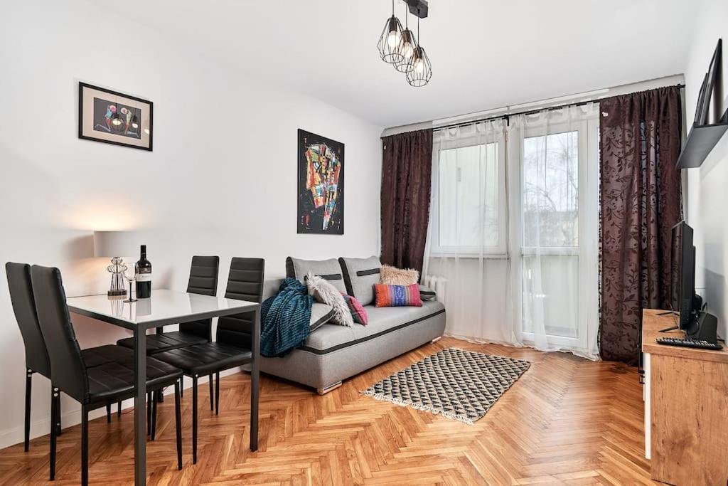 Apartment Klimatyczne Mieszkanie Centrum